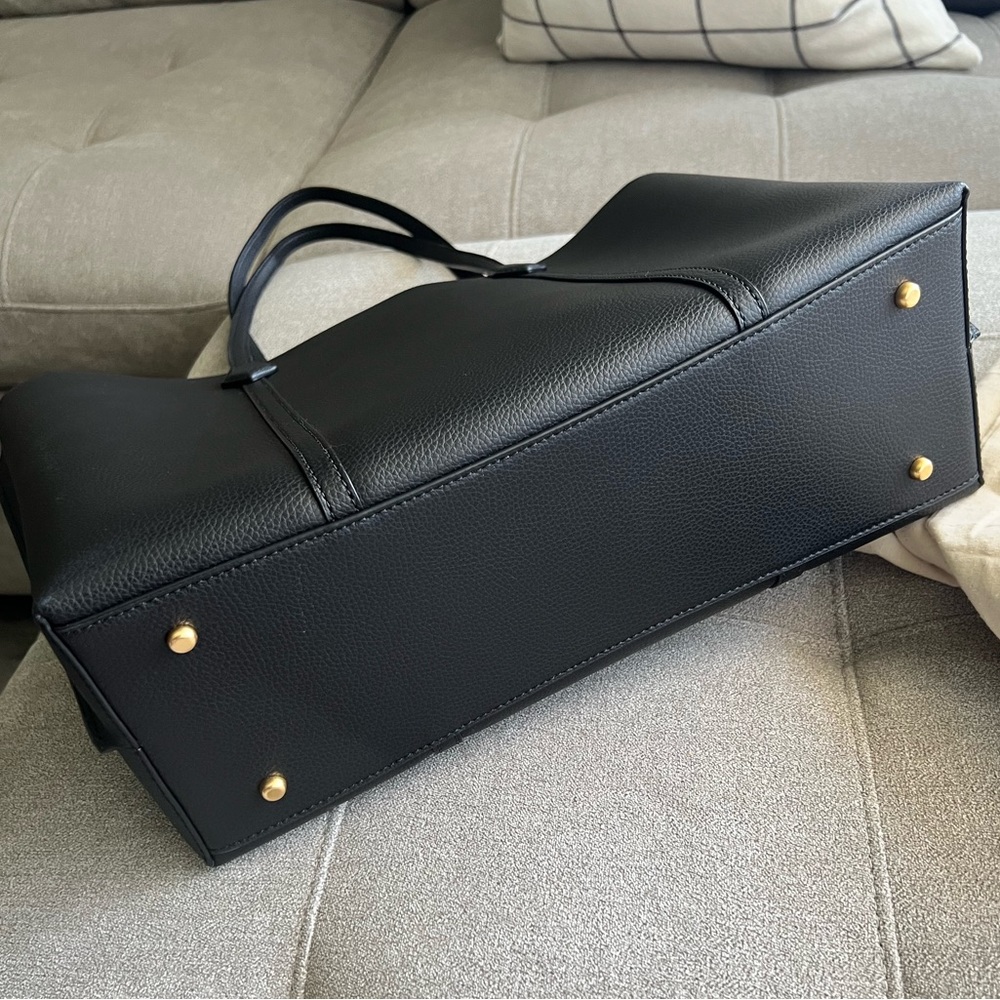 Tory Burch Perry Triple Compartment Tote - Picture 5 of 12